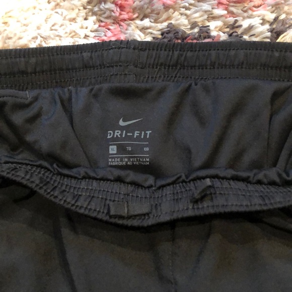 Nike Shorts - Picture 4 of 4